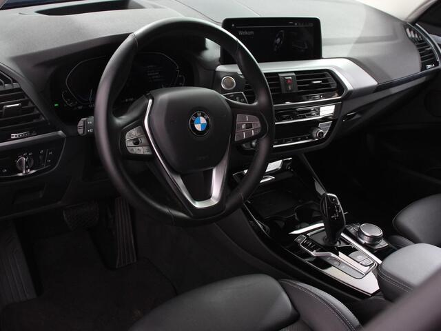 BMW X3 xDrive30e Plug in Hybride Advantage Automaat Navigatie Climate Control Adaptive Cruise Control Head up display Led Dab Parkeer sensoren V+A Stoelverwarming Camera