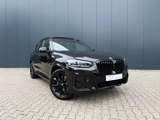 BMW X3 xDrive30e M-Sport / pano / tr.hk / Facelift