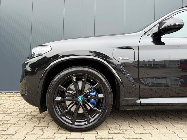 BMW X3 xDrive30e M-Sport / pano / tr.hk / Facelift