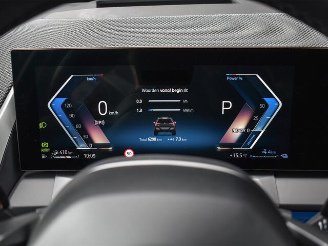 BMW X3 30e xDRIVE | M-SPORT | ADAPTIVE SUSPENSION | COMFORT ACCESS | BMW ICONIC | TREKHAAK | AMBIANCE INTERIEUR | ADAPTIVE LED | DRIVING ASSISTANT PLUS | 360 CAMERA | HARMAN/KARDON | HEAD-UP