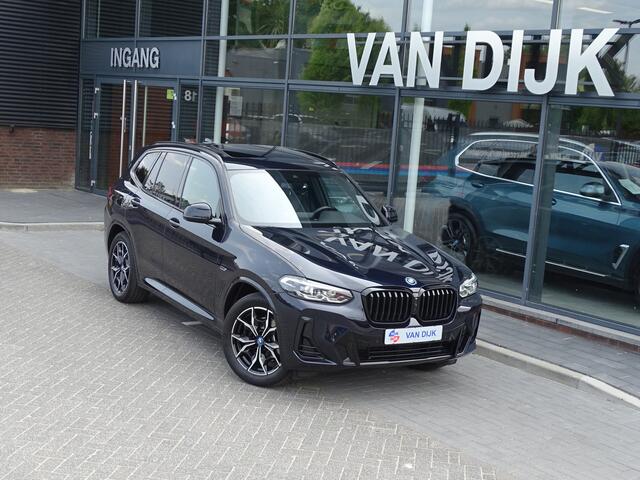 BMW X3 xDrive30e M Sportpakket Pano-Dak Extra Div.Ass. Getint Glas HiFi LED Park-plus 360 Camera Sport-Aut. 19''LM velgen