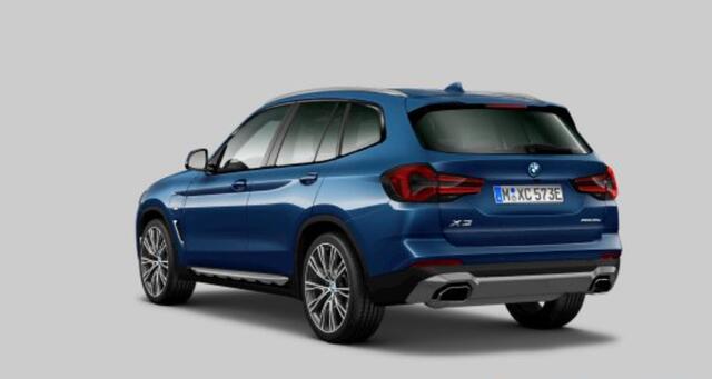 BMW X3 xDrive30e High Executive Panoramadak - Parking/Driving Assistant - Active Protection - Head up - Hifi - Ambient Air pakket - Comfort Access - Getinte/geluidswerende ruiten - Stuurwielrand verwarmd -