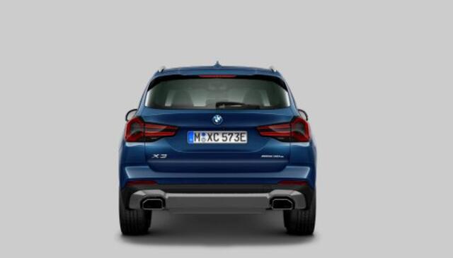 BMW X3 xDrive30e High Executive Panoramadak - Parking/Driving Assistant - Active Protection - Head up - Hifi - Ambient Air pakket - Comfort Access - Getinte/geluidswerende ruiten - Stuurwielrand verwarmd -