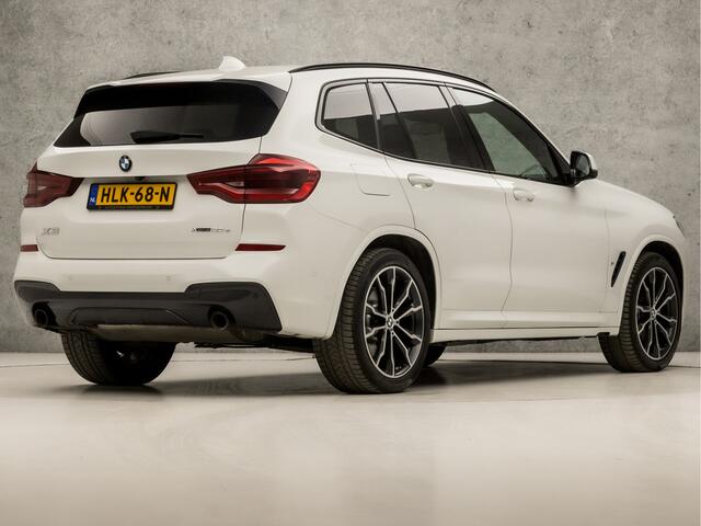BMW X3 xDrive30e M Sport 293Pk Automaat (APPLE CARPLAY, M PAKKET, GROOT NAVI, SFEERVERLICHTING, KEYLESS, LEDEREN SPORTSTOELEN, GETINT GLAS, CAMERA, NIEUWE APK, NIEUWSTAAT)