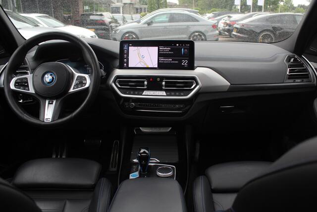 BMW X3 iX3 High Executive 80 kWh / Panoramadak / 360Camera / Head-up / 20'' / Leder / Harman Kardon / Sfeerverlichting / Dodehoek / DAB / Stoelverwarming / ACC