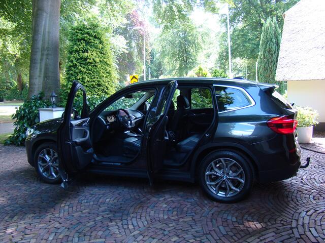 BMW X3 xDrive30i High Executive
