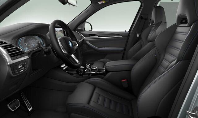 BMW X3 xDrive30e High Executive M Sport - Panoramadak - Sportstoelen - Active Cruise Control - Parking/Driving Assistant - Head up - Harman Kardon - Ambiance verlichting - Elektrisch verwarmde voorstoelen -