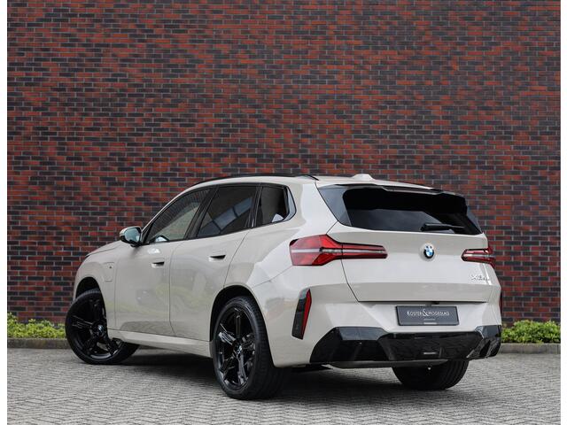 BMW X3 30e xDrive | Trekhaak - Pano - HUD - M Sport Pro