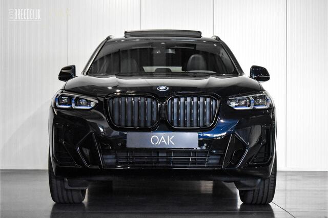 BMW X3 xDrive30e | M-Sport | Live Cockpit | Panorama | Leder | Memory | Trekhaak | Head-Up | Camera | 21"LM | Carbon Zwart