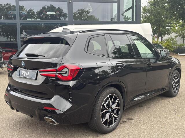 BMW X3 xDrive30e M SPORT | LASER LED | PANORAMADAK | HEAD UP | 360 CAMERA | ELECTRISCHE STOELEN | STOEL EN STUUR VERWARMING | DODE HOEK | DEALER ONDERHOUDEN