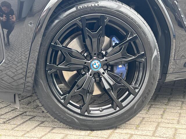 BMW X3 xDrive30e High Executive | M-sport | Navigatie/Android/Apple Carplay | LM Velgen 20" | Elektrisch Panoramadak | Adaptive Cruise Control |