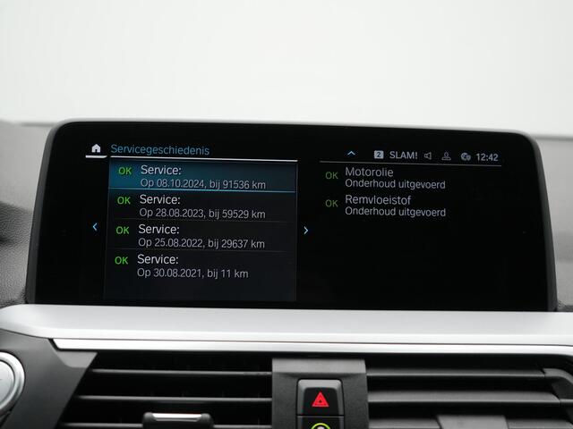 BMW X3 xDrive30e Sportline Plug in Hybrid | PHEV | Trekhaak af Fabriek | Camera | Lederen Sportstoelen Memory | 20"L.M | Apple Carplay | Stuurverwaming | Sfeerverlichting | Navi Prof |