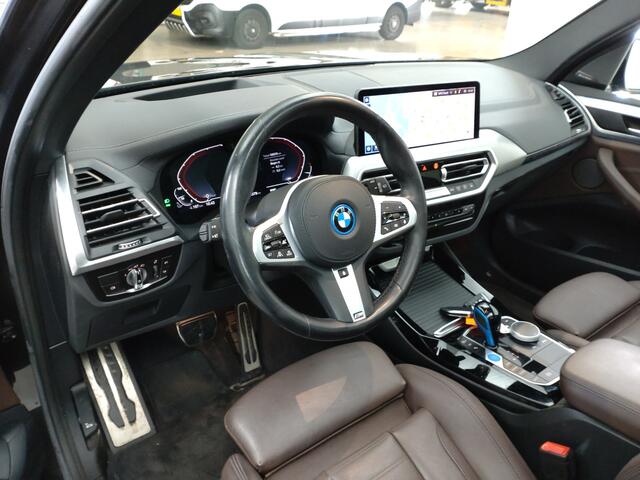 BMW X3 iX3 High Executive 80 kWh | Verwacht | M-pakket | Leder | Panoramadak |