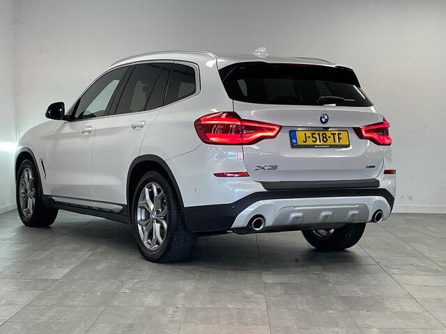 BMW X3 xDrive20i High Executive | Panoramadak | Leder | 19 inch