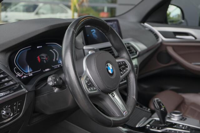 BMW X3 xDrive30e 292pk M-Sport Panoramadak Driving assistant plus 360 camera 1e Eigenaar NLauto 21" LMV