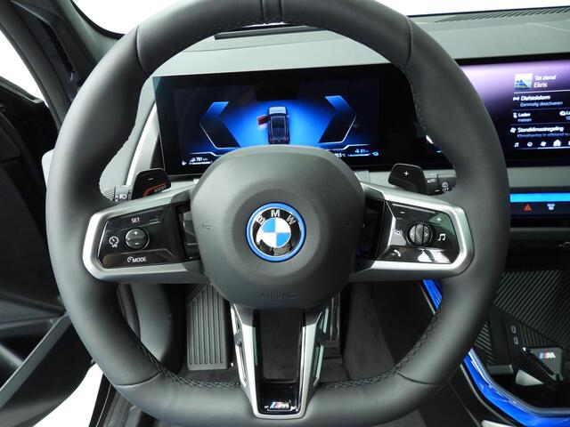 BMW X3 30e xDrive M-Sportpakket Pro / Trekhaak / Panoramadak / Getint glas / Professional Pack / Driving assist prof / Alu wielen 21 inch