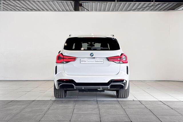 BMW X3 iX3 High Executive Shadow Line Pack