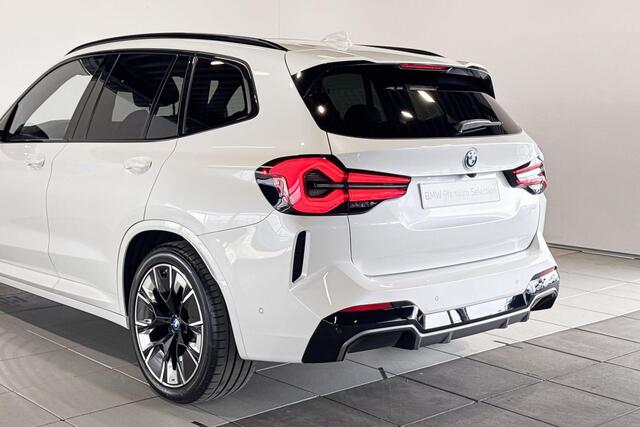 BMW X3 iX3 High Executive Shadow Line Pack