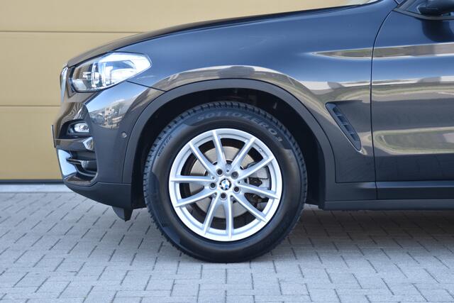 BMW X3 xDrive20i High Executive * Elektrische trekhaak * 360 camera * Panorama dak * 18 Inch *