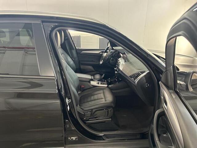 BMW X3 xDrive30e eDrive Edition PHEV | Pano dak | Leder |