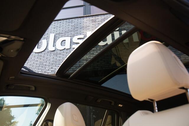 BMW X3 xDrive30e High Executive M-Sport , Pano dak, Trekhaak, 360°camera,
