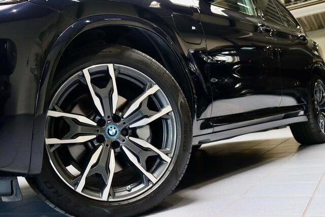 BMW X3 xDrive30e High Ex M Sport Zetels|PANO|Driving ass