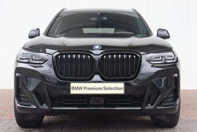 BMW X3 xDrive30e High Executive M Sportpakket/ 20''LMV/ Comfort Access/ panoramadak/ Sportstoelen/ Harman Kardon/ Stoelverwarming/ Active Cruise Control/ Head-Up