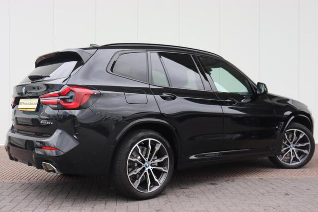 BMW X3 xDrive30e High Executive M Sportpakket/ 20''LMV/ Comfort Access/ panoramadak/ Sportstoelen/ Harman Kardon/ Stoelverwarming/ Active Cruise Control/ Head-Up