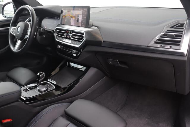 BMW X3 xDrive30e High Executive M Sportpakket/ 20''LMV/ Comfort Access/ panoramadak/ Sportstoelen/ Harman Kardon/ Stoelverwarming/ Active Cruise Control/ Head-Up