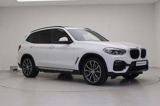 BMW X3 xDrive30e xLine | Panorama | Leder | Trekhaak | Elek. verst. stoelen met Memory