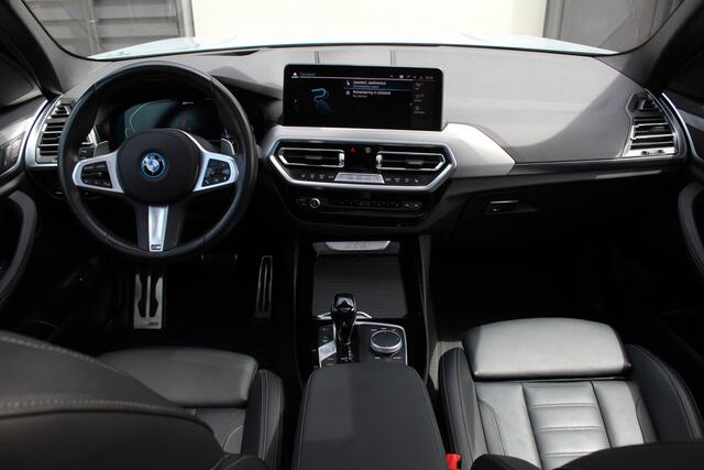 BMW X3 xDrive30e M-sport | Laser | Trekhaak | HUD | Panoramadak