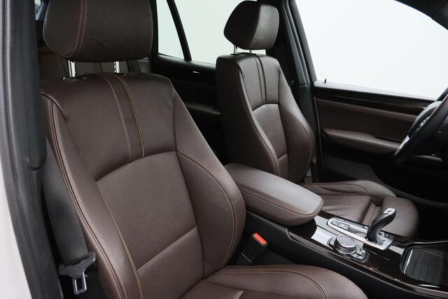 BMW X3 sDrive20i High Executive 2016 NAP Dealer onderhouden | Navigatie | Lederen bekleding | Stoelverwarming | Bluetooth | Cruise control | Xenon | PDC | Climate control | Lichtmetaal | LED