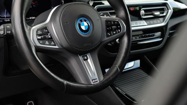 BMW X3 iX3 High Executive M-Sport | Harman/Kardon | Panoramadak | Head-up | Trekhaak | Memory