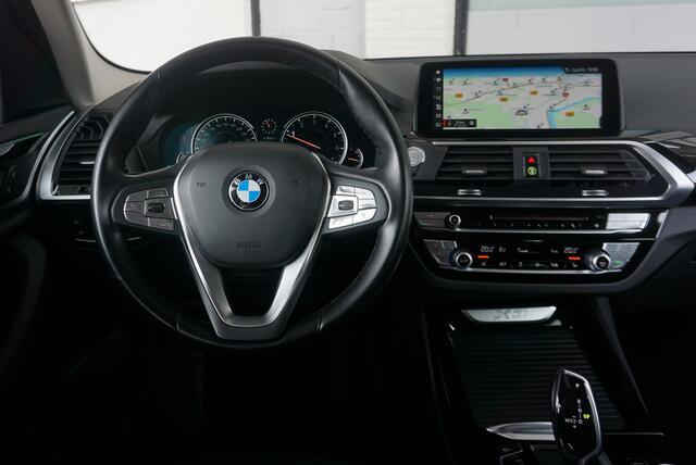 BMW X3 xDrive20i Dealerauto | Leer | Sportinterieur | 19 inch