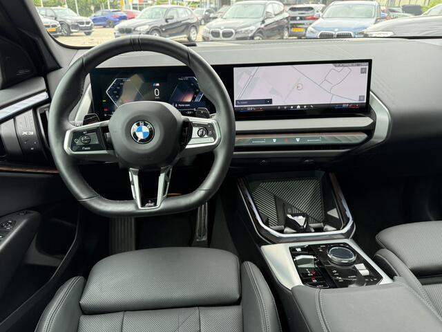 BMW X3 20 xDrive 208PK M Sport Panoramadak Head-Up Display Trekhaak Harman-Kardon 360 Graden Camera 20 Inch Leder Elek Stoelverstelling Keyless Entry Iconic Glow