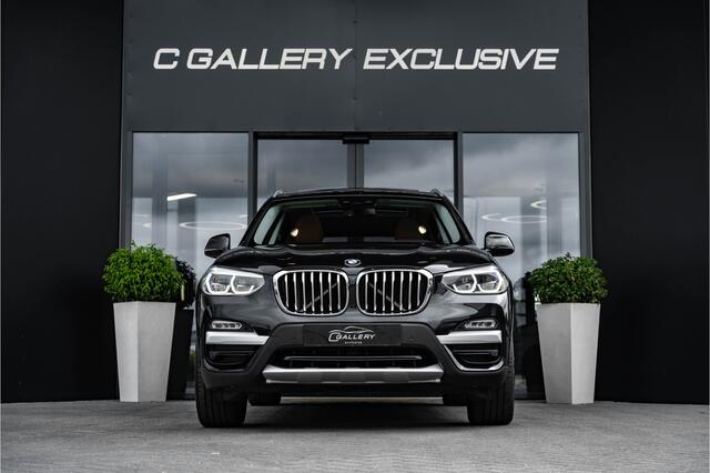 BMW X3 xDrive20i High Executive - Panorama | HUD | Cruise Control | Trekhaak