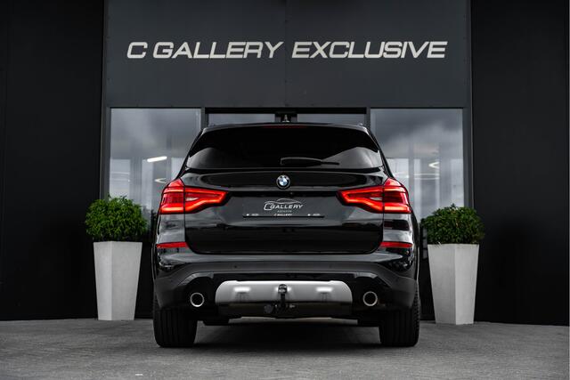 BMW X3 xDrive20i High Executive - Panorama | HUD | Cruise Control | Trekhaak
