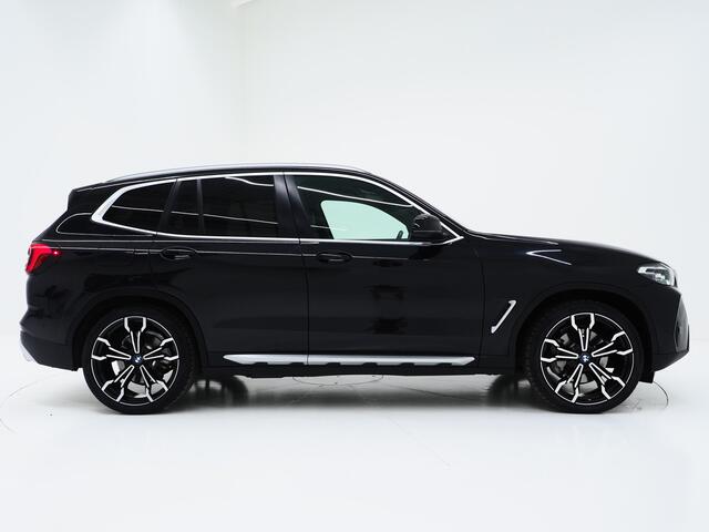 BMW X3 xDrive30e LCI 292PK | Leder | Sportstoelen | Zwarte Hemel | Camera | DAB | Carplay