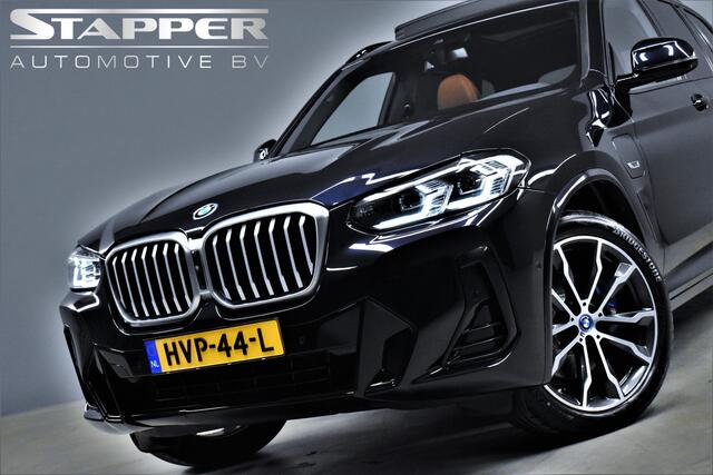 BMW X3 xDrive30e 292pk M-Sport Facelift Pano/Carplay/360Camera/Carbon/Memory/Navi/Led/Leer/Lmv20''