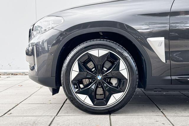 BMW X3 iX3 High Executive 80 kWh