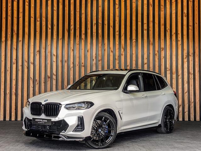 BMW X3 xDrive30e 292PK High Executive M-Sport | SCHAALSTOELEN | HEAD-UP | PANO | HARMAN KARDON | SHADOWLINE |
