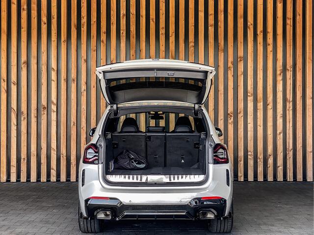 BMW X3 xDrive30e 292PK High Executive M-Sport | SCHAALSTOELEN | HEAD-UP | PANO | HARMAN KARDON | SHADOWLINE |