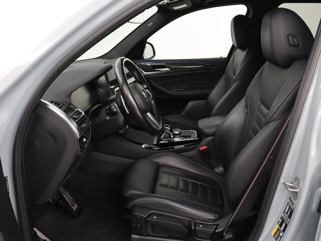 BMW X3 xDrive30e M Sport | Leder | Stoel & stuurverwarming | Camera | Sportstoelen | Carplay | Sfeerverlichting | Navigatie | Adaptief LED | Live Cockpit | 20'' lichtmetalen velgen