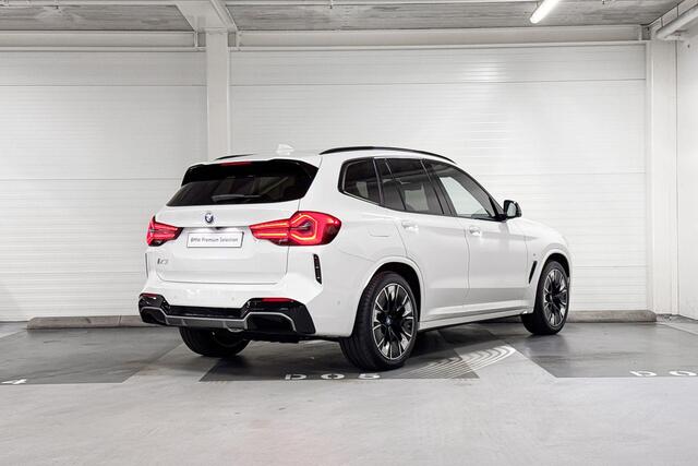 BMW X3 iX3 High Executive 80 kWh
