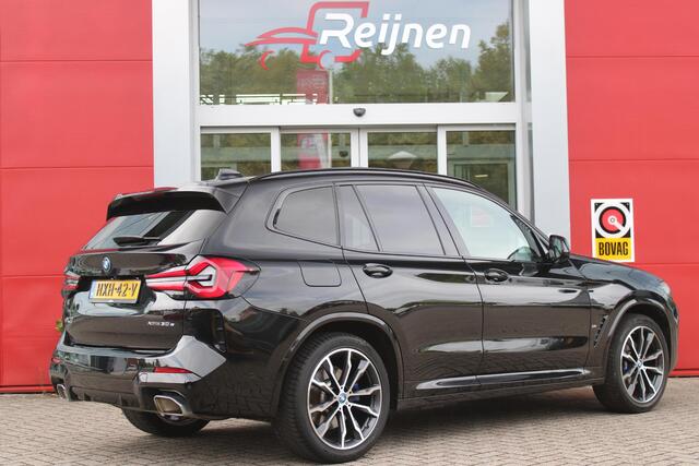 BMW X3 xDrive30e 293PK HIGH EXECUTIVE M SPORT | X-DRIVE | PANORAMISCH SCHUIF/KANTEL DAK | 20" LICHTMETALEN VELGEN | M SPORTREMMEN | COMFORT ACCESS | AKOESTISCH GLAS | VOORSTOELEN ELEKTRISCH VERSTELBAAR MET GEHEUGENFUNCTIE | STOEL VERWARMING | ADAPTIEVE LED KOPLA