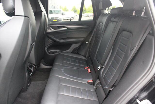 BMW X3 xDrive30e 293PK HIGH EXECUTIVE M SPORT | X-DRIVE | PANORAMISCH SCHUIF/KANTEL DAK | 20" LICHTMETALEN VELGEN | M SPORTREMMEN | COMFORT ACCESS | AKOESTISCH GLAS | VOORSTOELEN ELEKTRISCH VERSTELBAAR MET GEHEUGENFUNCTIE | STOEL VERWARMING | ADAPTIEVE LED KOPLA