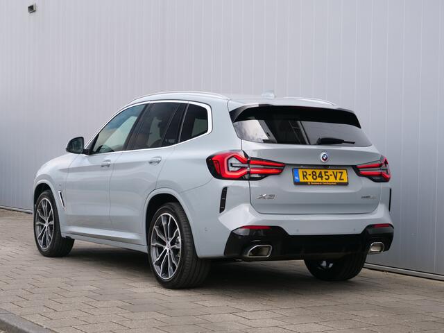BMW X3 xDrive20i 184pk Automaat M-pakket / Leder / Stuurverwarming / 360 Camera