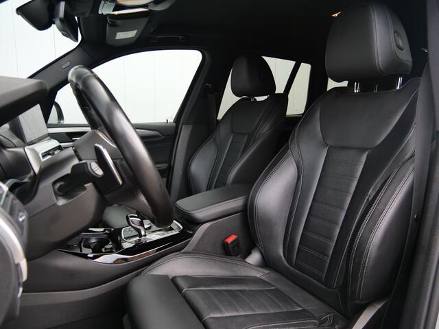 BMW X3 xDrive20i 184pk Automaat M-pakket / Leder / Stuurverwarming / 360 Camera