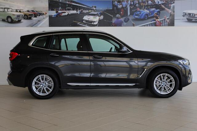 BMW X3 xDrive30e Business Edition Plus | Panoramadak | Elektr. Trekhaak