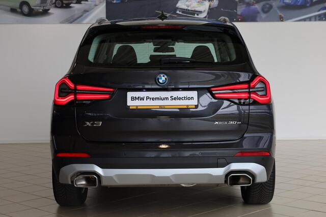 BMW X3 xDrive30e Business Edition Plus | Panoramadak | Elektr. Trekhaak